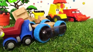 Вспыш и Рык, Маквин и игрушки Киндеры в видео для детей