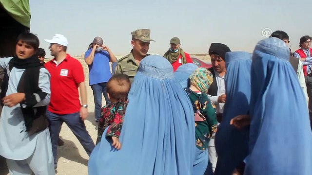 Türk Kızılayı Afganistan'da 20 bin aileye kurban eti dağıttı - KABİL