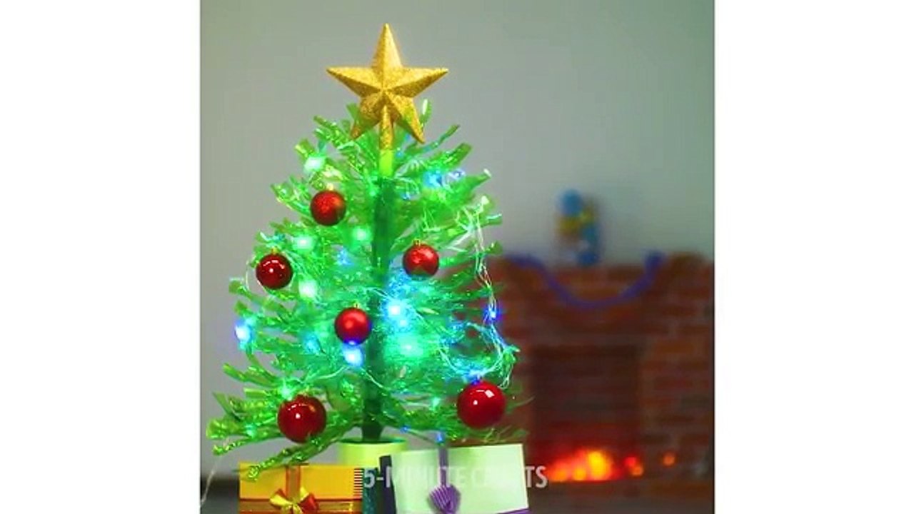22 CHRISTMAS DECOR AND GIFT IDEAS WITHOUT GOING BROKE