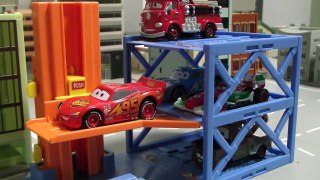 Disney Cars Toys Parking Garage 디즈니 카 주차장 장난감