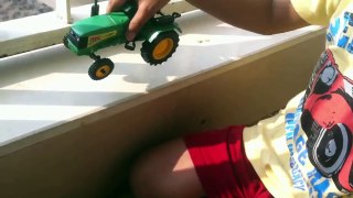 Trors For Children, Toy Tror Videos, Tror Pulling Working On The Farm by JeannetC