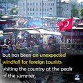 WATCH: Tourists storm luxury stores amid Turkey's currency collapse