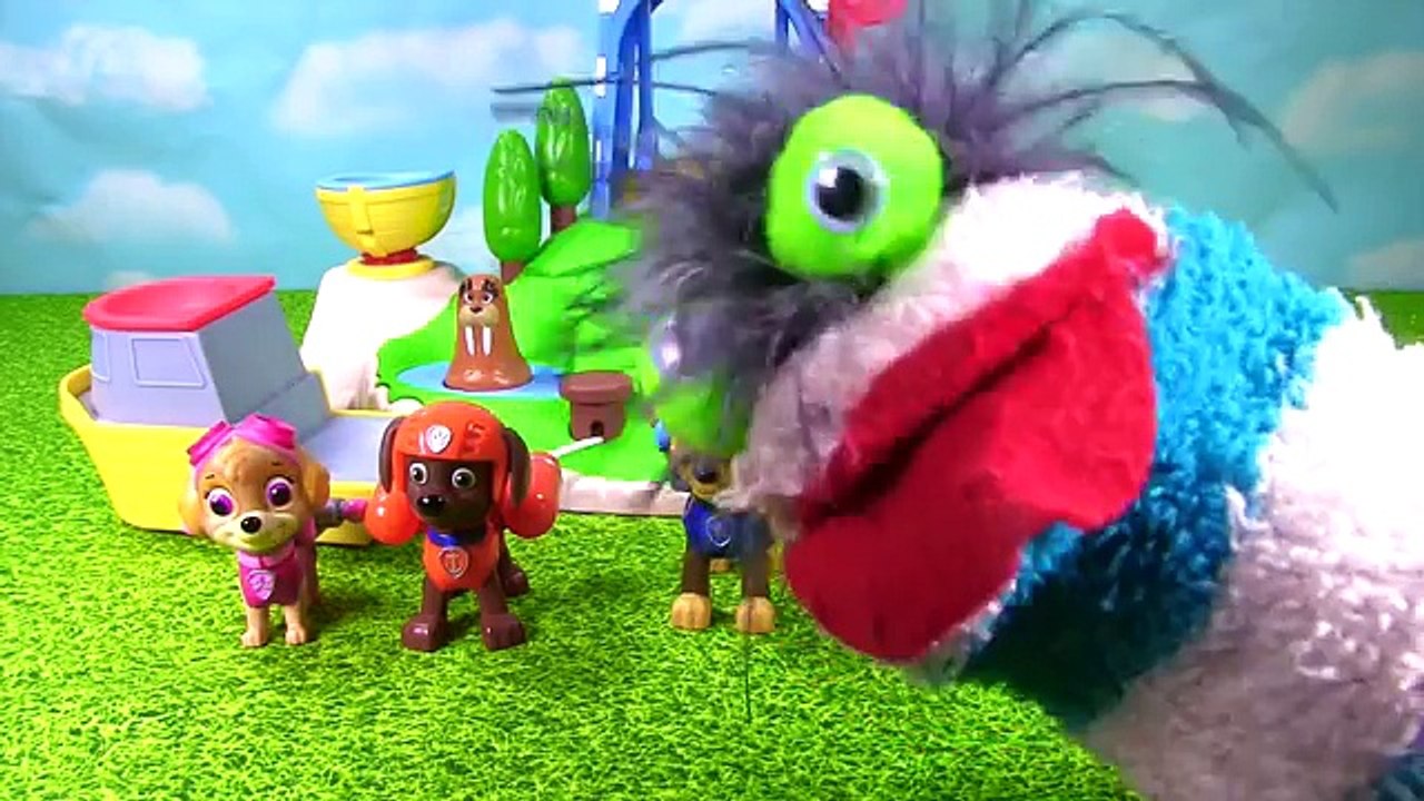 Nick Jr. PAW PATROL Weebles Play on Seal Island and Get Toys!