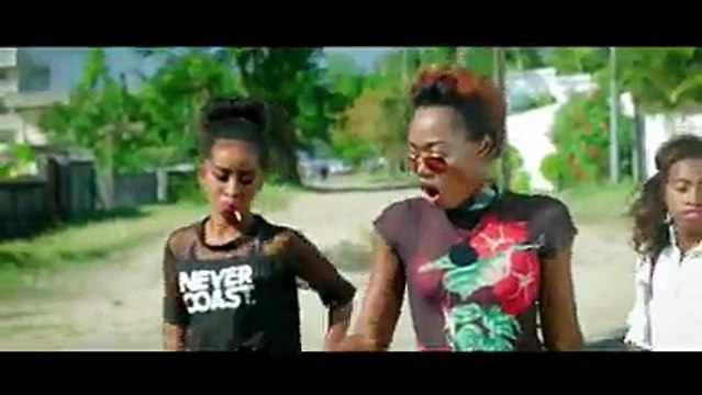 Ya'a Pop - La suissesseL'image de la jeune fille Africaine telle que décrite sur les réseaux sociaux aujourd'hui sous forme des commentaires, images, vidéo pou