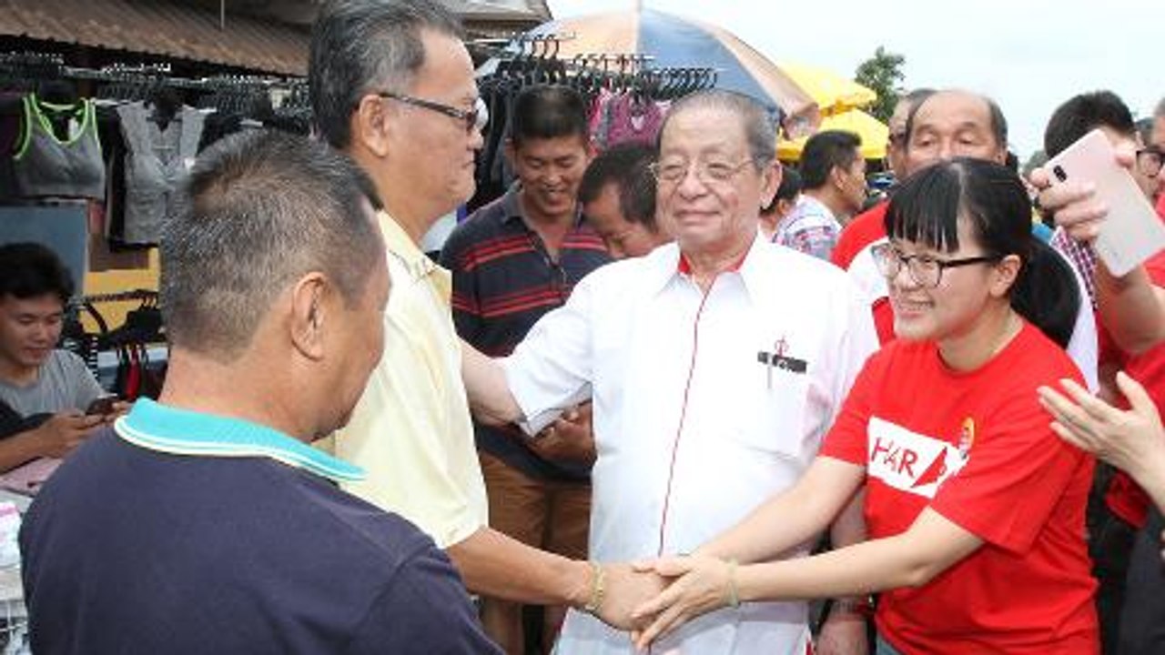 Kit Siang: MCA as check-and-balance? No way