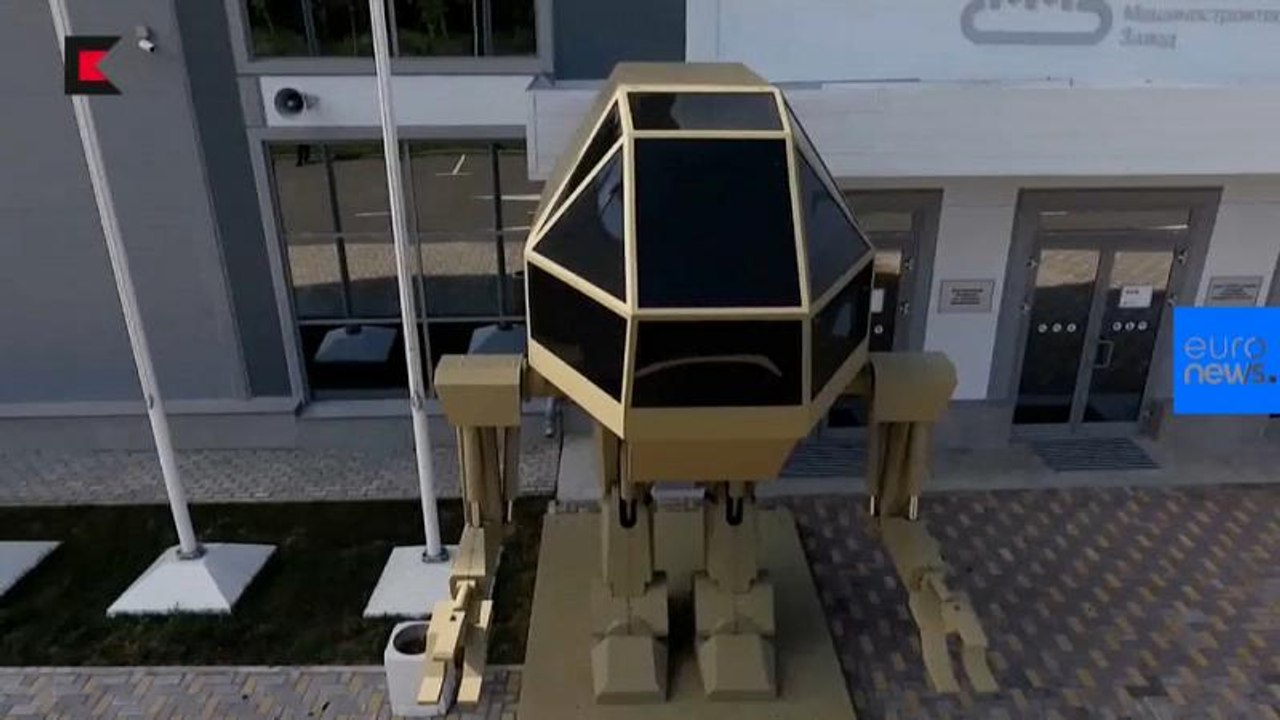 Kalashnikov dévoile un robot-tueur bipède