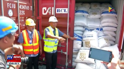 Mga nasa likod ng limang sako ng asukal na ipinuslit sa bansa, kinasuhan na