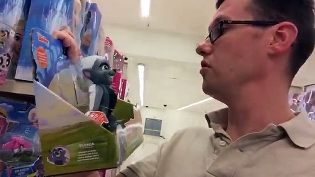 Kmarts Final Days | Exploring Almost Abandoned Store (LIVE)