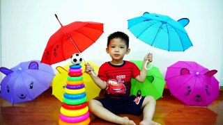 Learn colors with Umbrellas and Balls for Kids Babies & Toddlers Baby Xavi with Finger Fam