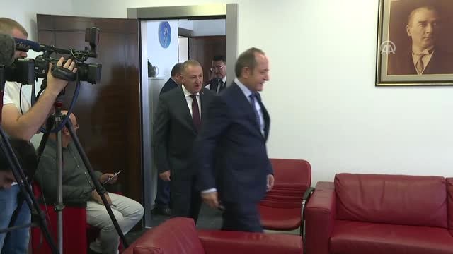 Siyasi Partilerde Bayramlaşma - DP Heyetinden CHP'ye Ziyaret