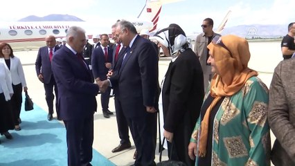 TBMM Başkanı Yıldırım hemşehrileriyle bayramlaştı - ERZİNCAN