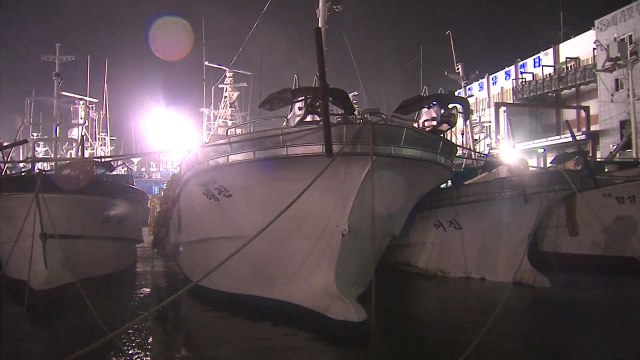 제주 오늘 밤∼내일 새벽 고비...파도 휩쓸려 1명 실종 / YTN