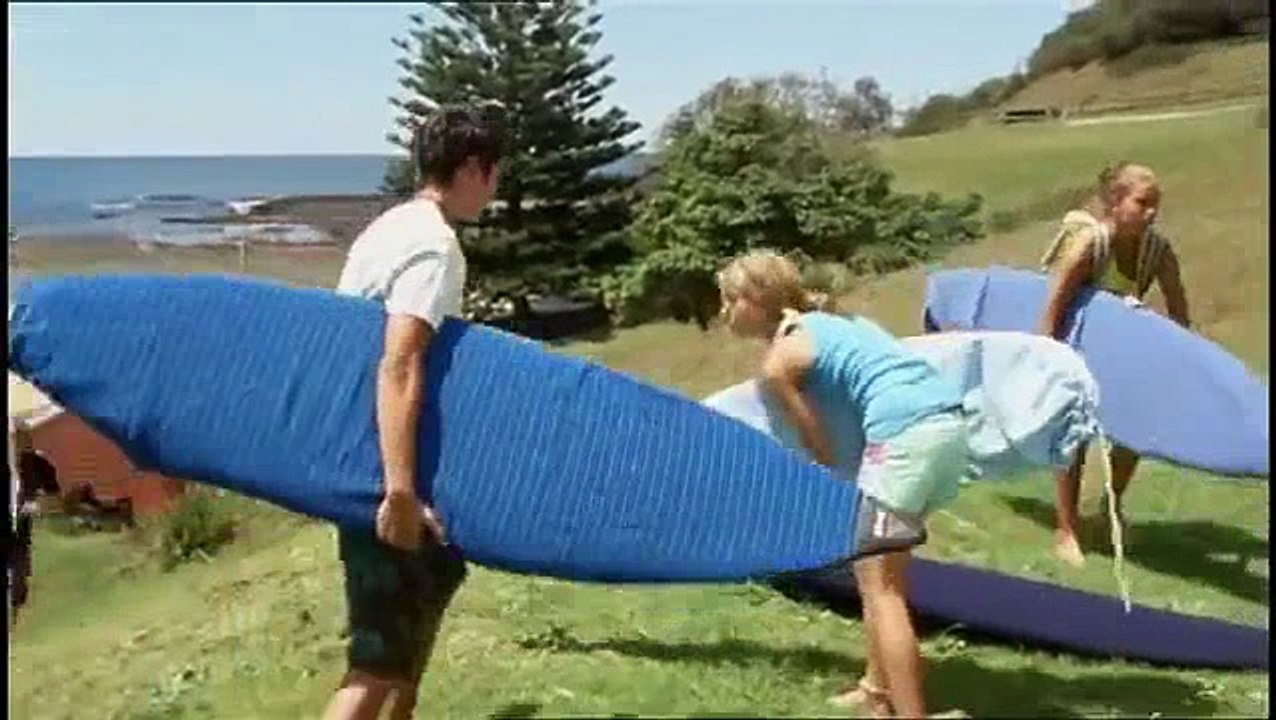 Blue Water High S01E12