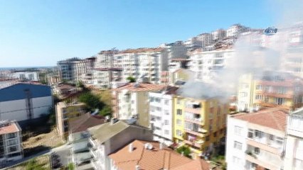 Sinop'ta bir evin çatı katında yangın çıktı