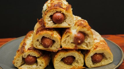 Garlic Bread Hotdogs