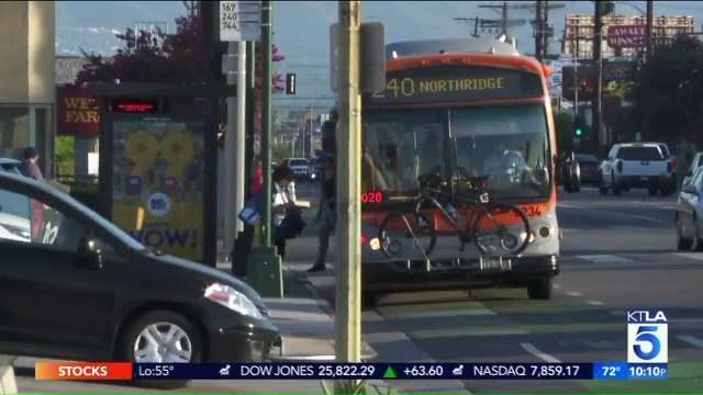 Video Shows Man Allegedly Posing as Uber Driver, Attempting to Lure 17-Year-Old Girl Into Car