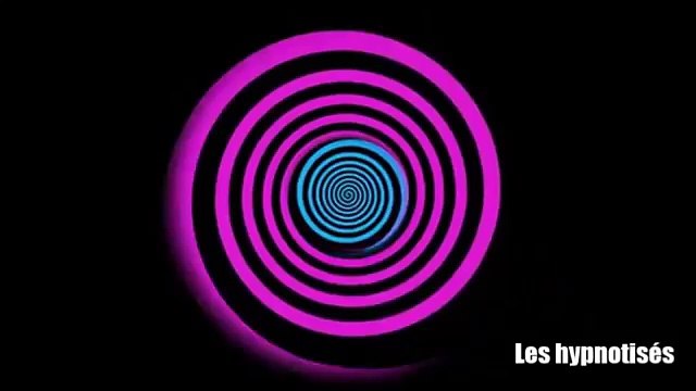 Fou rire à la demande (essayer de ne pas rire)