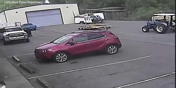 تحطم طائرة شرطة أمريكية أثناء اختبارها وقائدها يصاب بجروح خطيرة