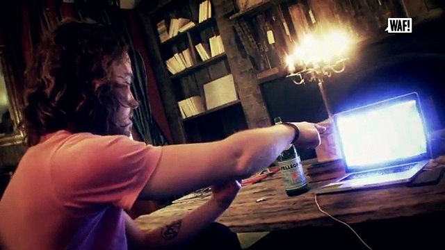 WAF! Julien Doré Laisse Avril Making Of du clip