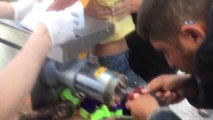 11 Yaşındaki Çocuk Et Kıyma Makinasına Kolunu Kaptırdı