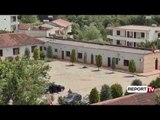Report Tv-Prindërit e muxhahedines: Vajza po mbahet me forcë në kamp