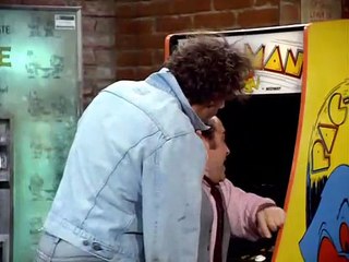 Taxi - S04 E18 the unkindest cut