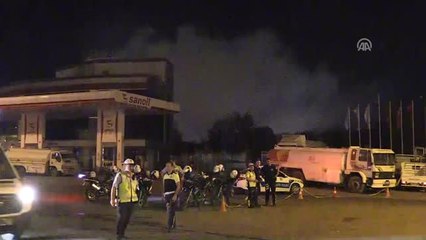 Şanlıurfa'da Oduncu Pazarı'nda Yangın (4)