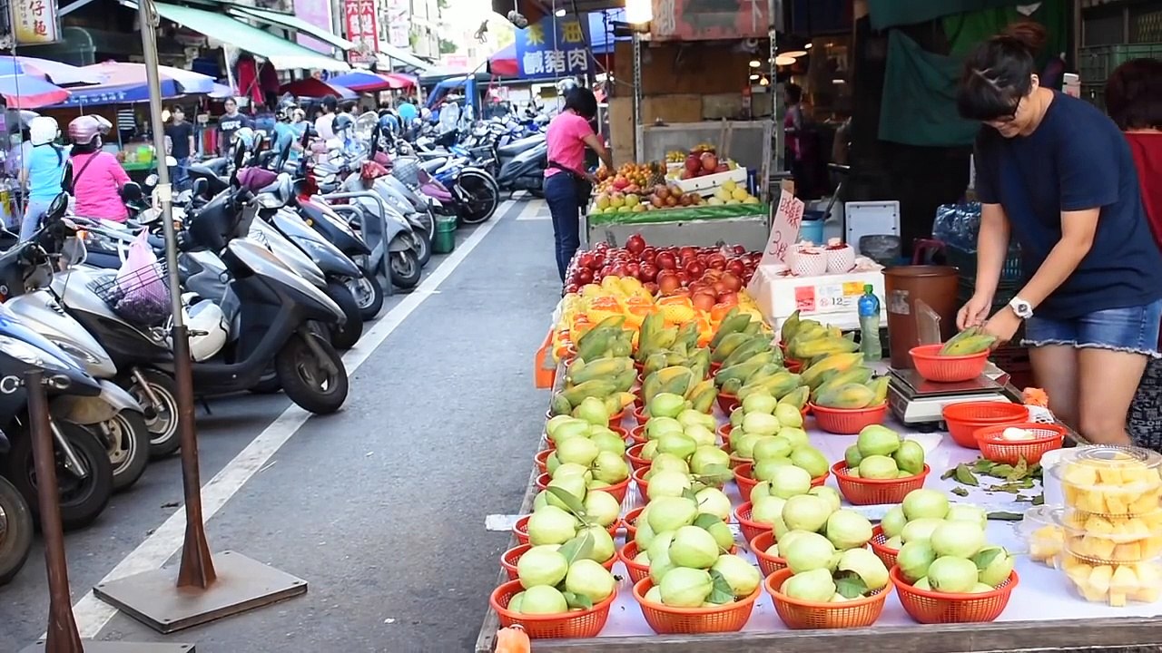 Do Foreigners Often Get SCAMMED in Taiwan?