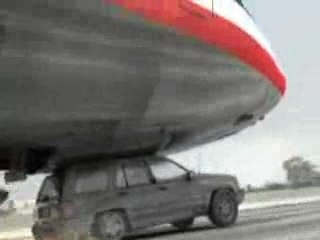 L'avion, la voiture et la mèmère