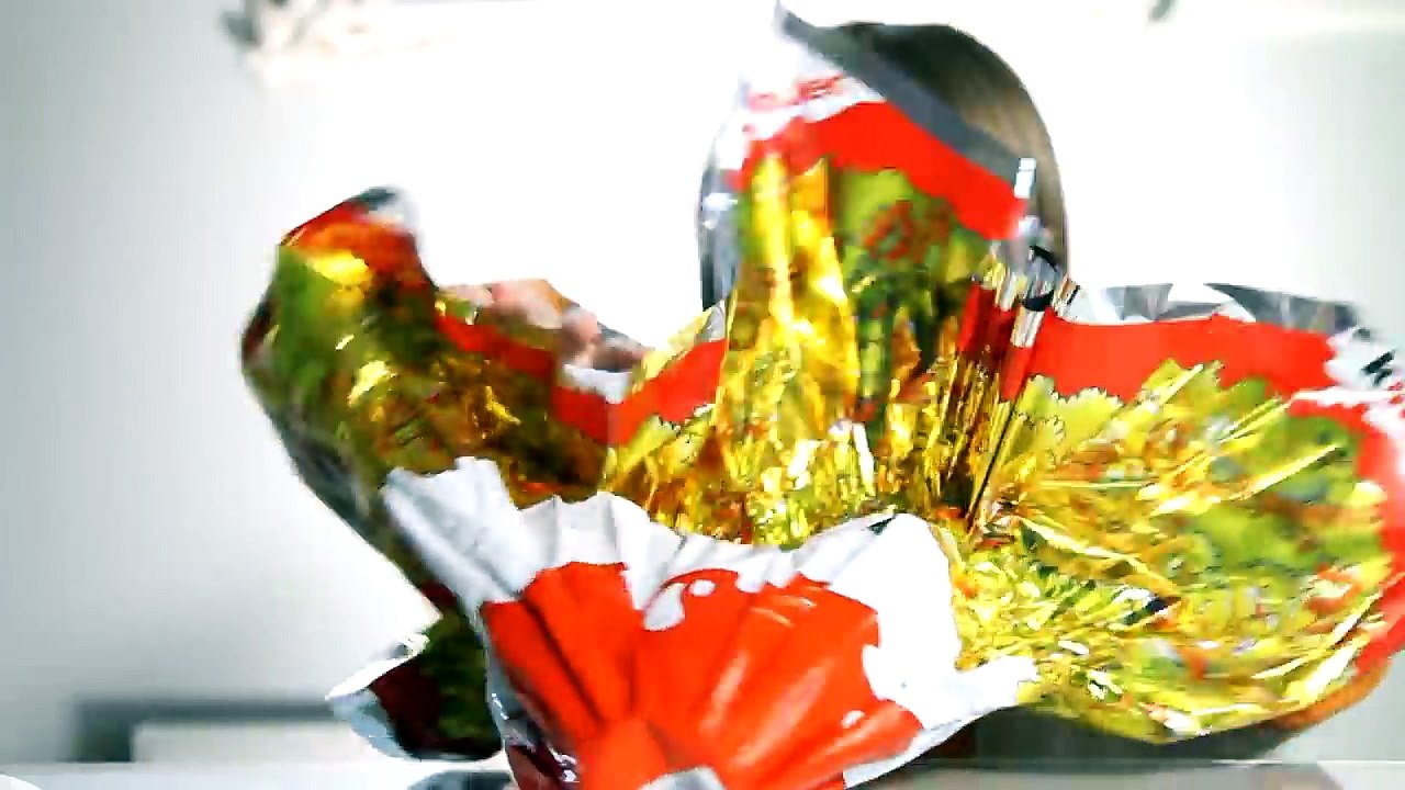 Kinder MAXI Surprise Giant Easter Egg and The Lego Movie, The Looney Tunes Show