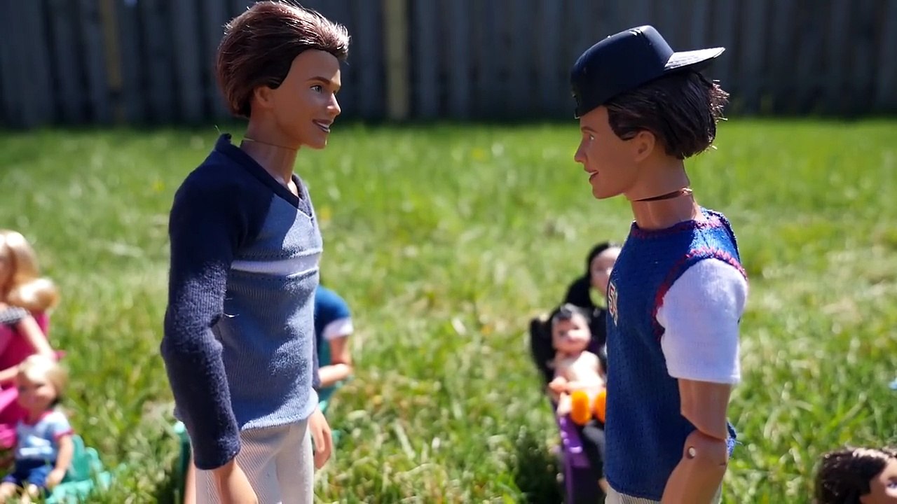 S6 E5 Send in the Clones! Outtakes!