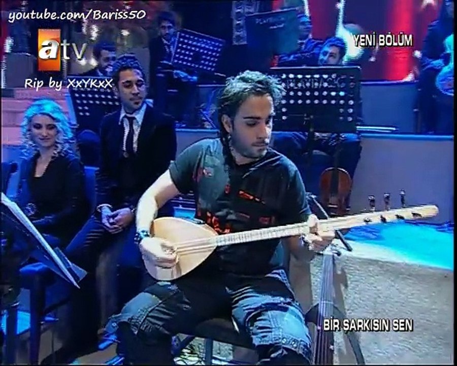 Ismail YK - Baglama Show (Bir Sarkisin Sen)