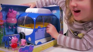 JOUET • Le Camping Car PEPPA PIG des Vacances Studio Bubble Tea unboxing