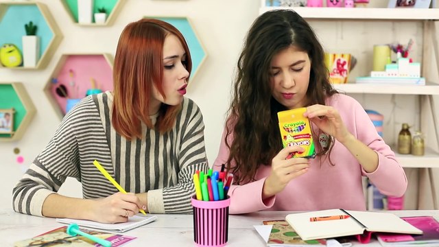 11 IDÉES BIZARRES POUR INTRODUIRE DU MAQUILLAGE EN CLASSE BLAGUES A FAIRE EN COURS | Troom Troom FR