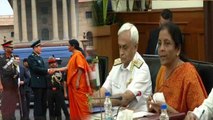 Doklam Issue पर Nirmala Sitharaman,Chinese Defence Minister Wei Fenghe की मुलाकात|वनइंडिया हिंदी