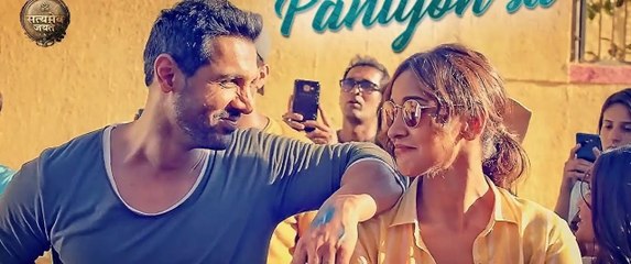 PANIYON SA Full Song | Satyameva Jayate | John Abraham | Aisha Sharma | Tulsi Kumar | Atif Aslam fun-online