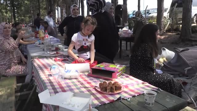 Milli Paralimpik Yüzücü Sümeyye Boyacı Çifte Bayram Yaşattı