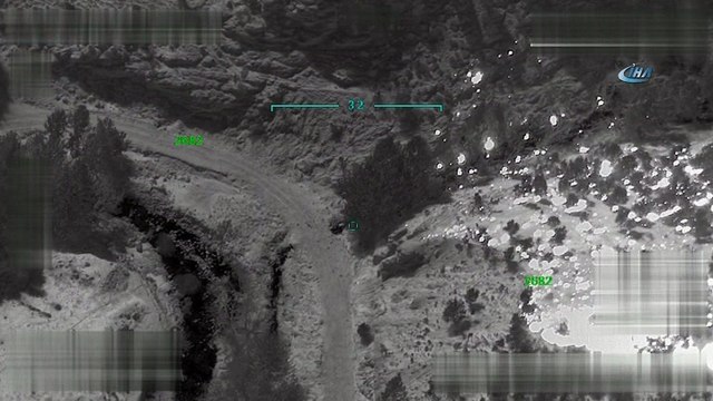 Terör örgütünün kullandığı mühimmat deposu böyle imha edildi