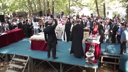 Tarihi Kirazlı Manastırı'nda Ayin