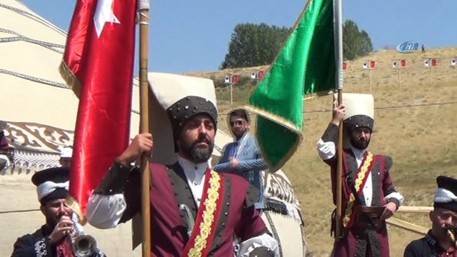 - Ahlat’ta 1071 coşkusu