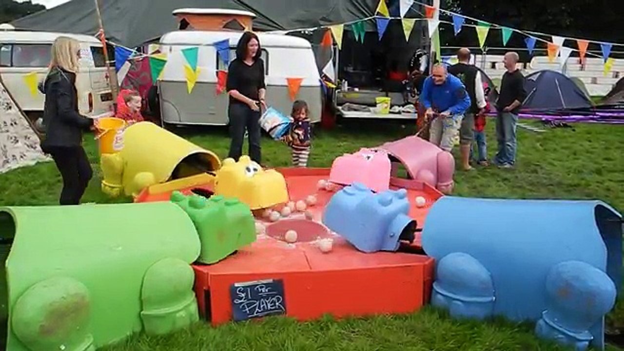 GIANT Hungry Hippos