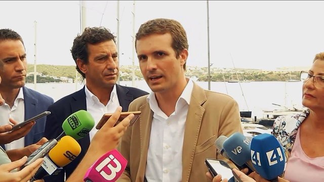 Casado acusa al Gobierno de cargarse el reparto de poderes