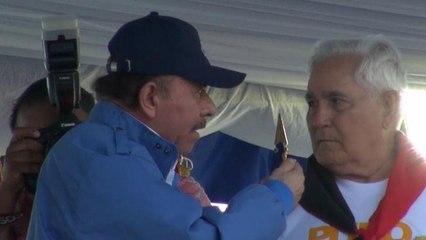 Ortega carga contra EEUU en el aniversario de la revolución