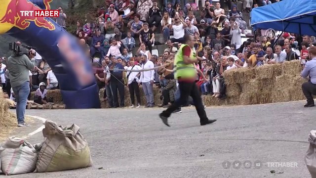 Rize'de Geleneksel Formulaz Tahta Araba Şenliği düzenlendi