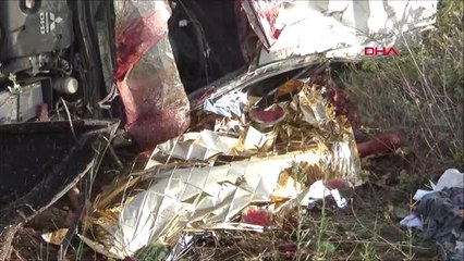 İstanbul Silivri'de Karpuz Yüklü Kamyonet Takla Attı: 1 Ölü, 2 Yaralı Hd