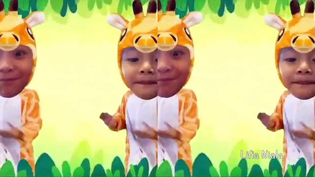 Funny Halloween Costume Lifia Niala Elsa Funny Halloween Dance