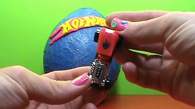 Giant Hotwheels Huge Surprise egg unboxing toys Hot wheels