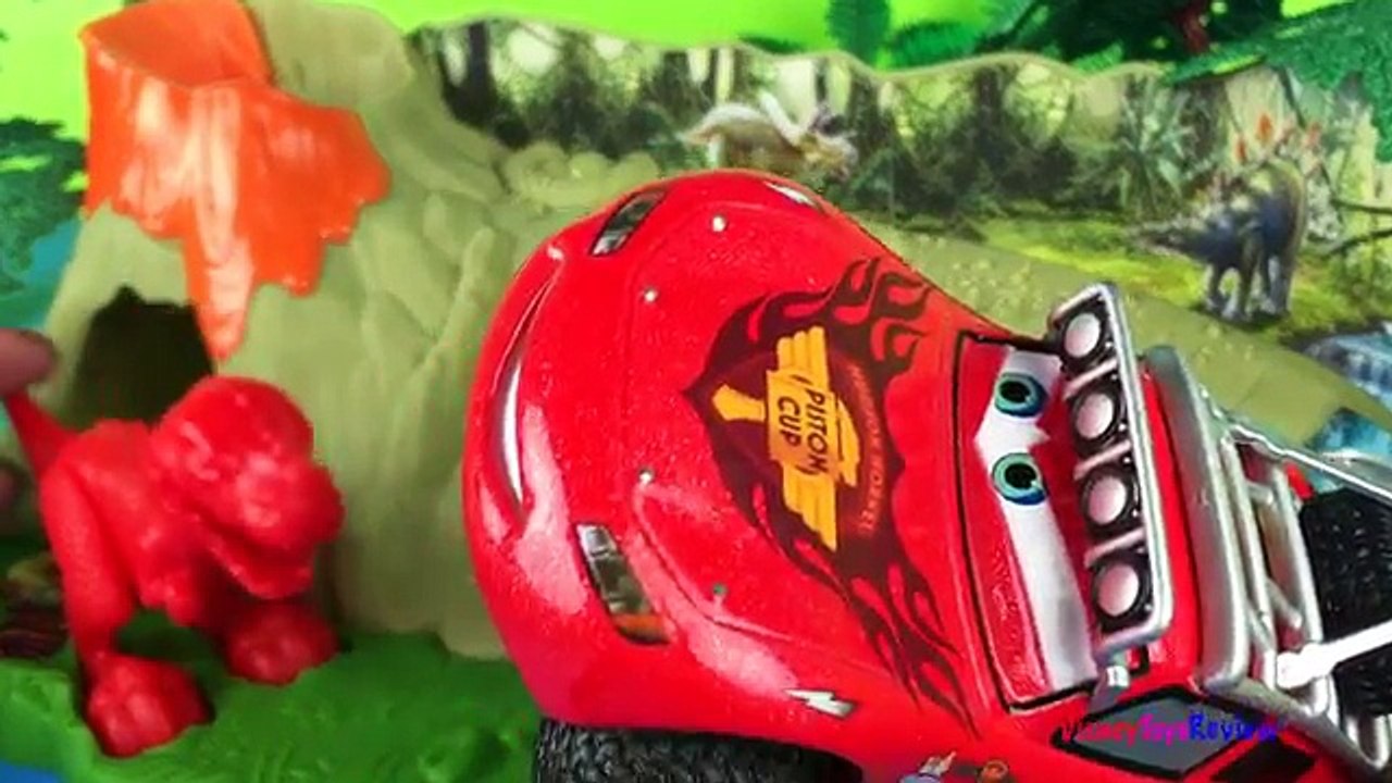 Disney CARS Lightning McQueen Episode 5 of 7 Off Road Vehicle Adventure DieCast Car Collec