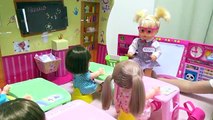 メルちゃん いちねんせいメルちゃん がっこう / Mell chan Doll Elementary School Playset : First Day of First Gra