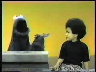 Sesame Street Cookie Monster & Genelle count to 20